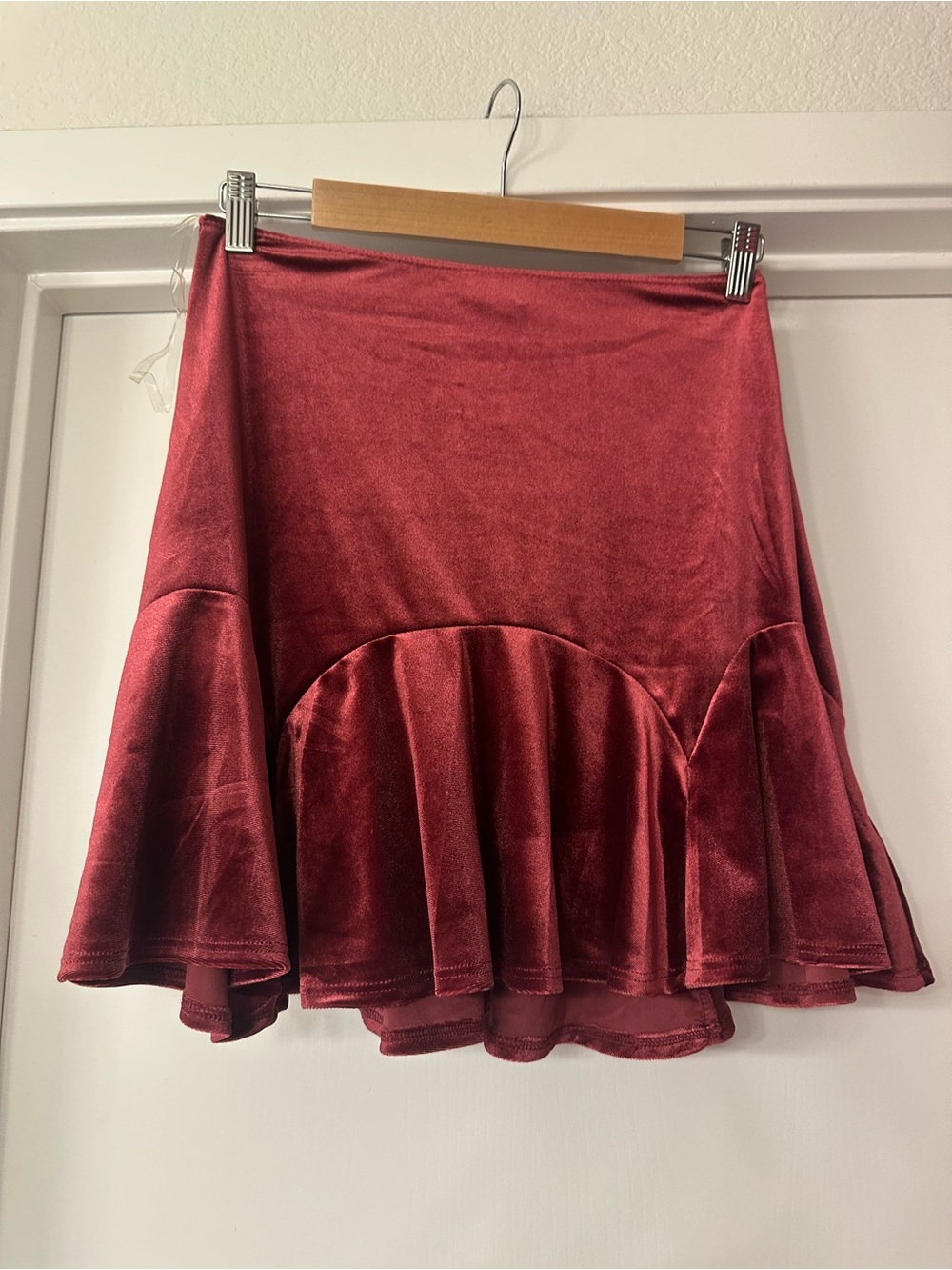 Velvet Flounce Skirt - Wine